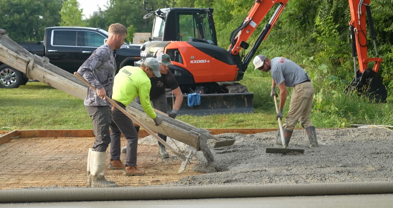 Professional concrete contractor team working in Alexandria, LA