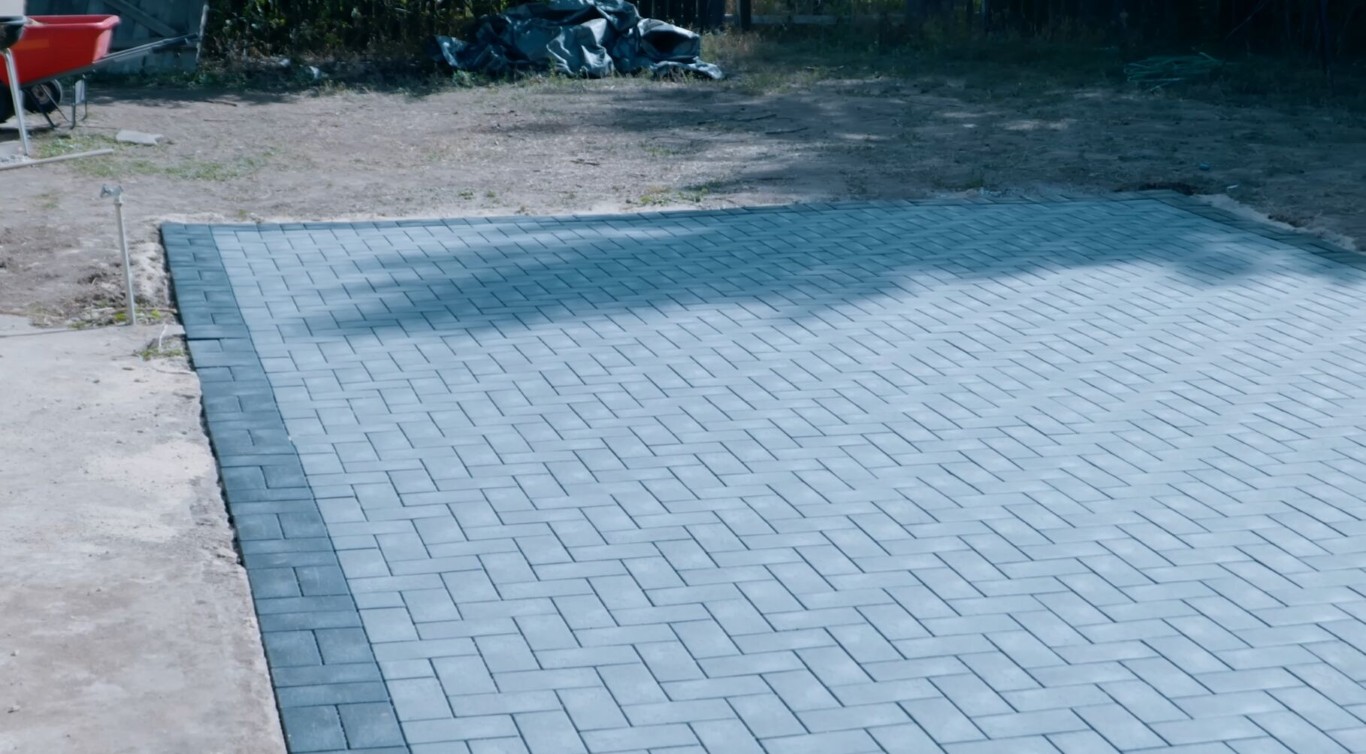 Decorative concrete paver installation with beautiful patterns in Alexandria, LA